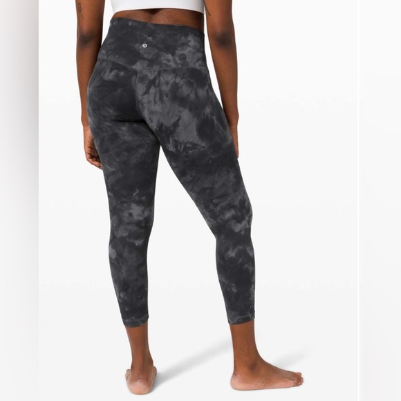 #49- $45/ RETAIL $98 LULULEMON Align Pant 25" *Diamond Dye-  Pitch Graphite Grey - Picture 5 of 5